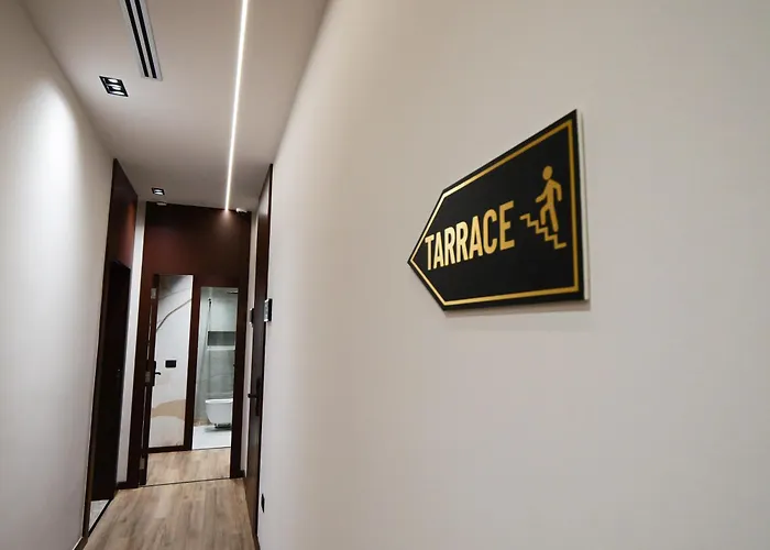 Отель Dial Эльбасан