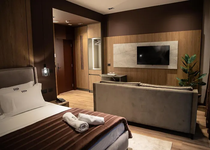 Отель Dial Эльбасан