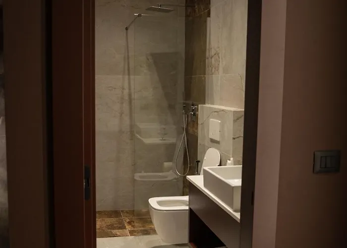 Отель Dial Эльбасан