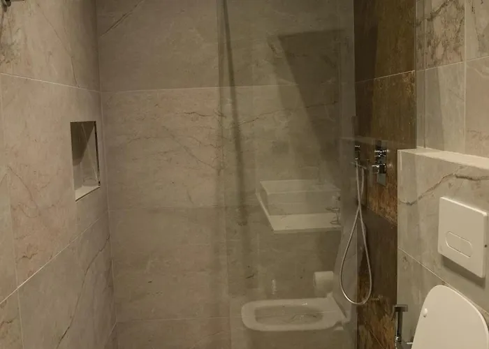 Dial Отель Эльбасан