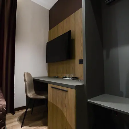 Dial Hotel 4*