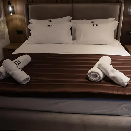 Dial Hotel